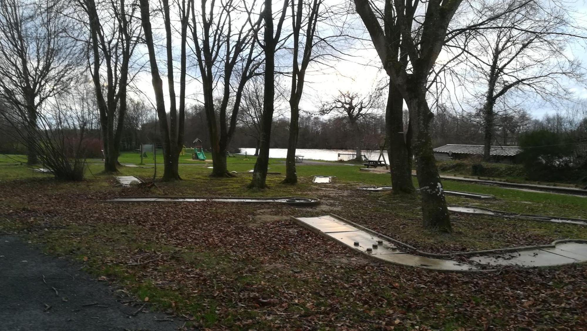 Saint-Martin-d'Aubigny Gite De L'Etang Des Sarcelles מראה חיצוני תמונה