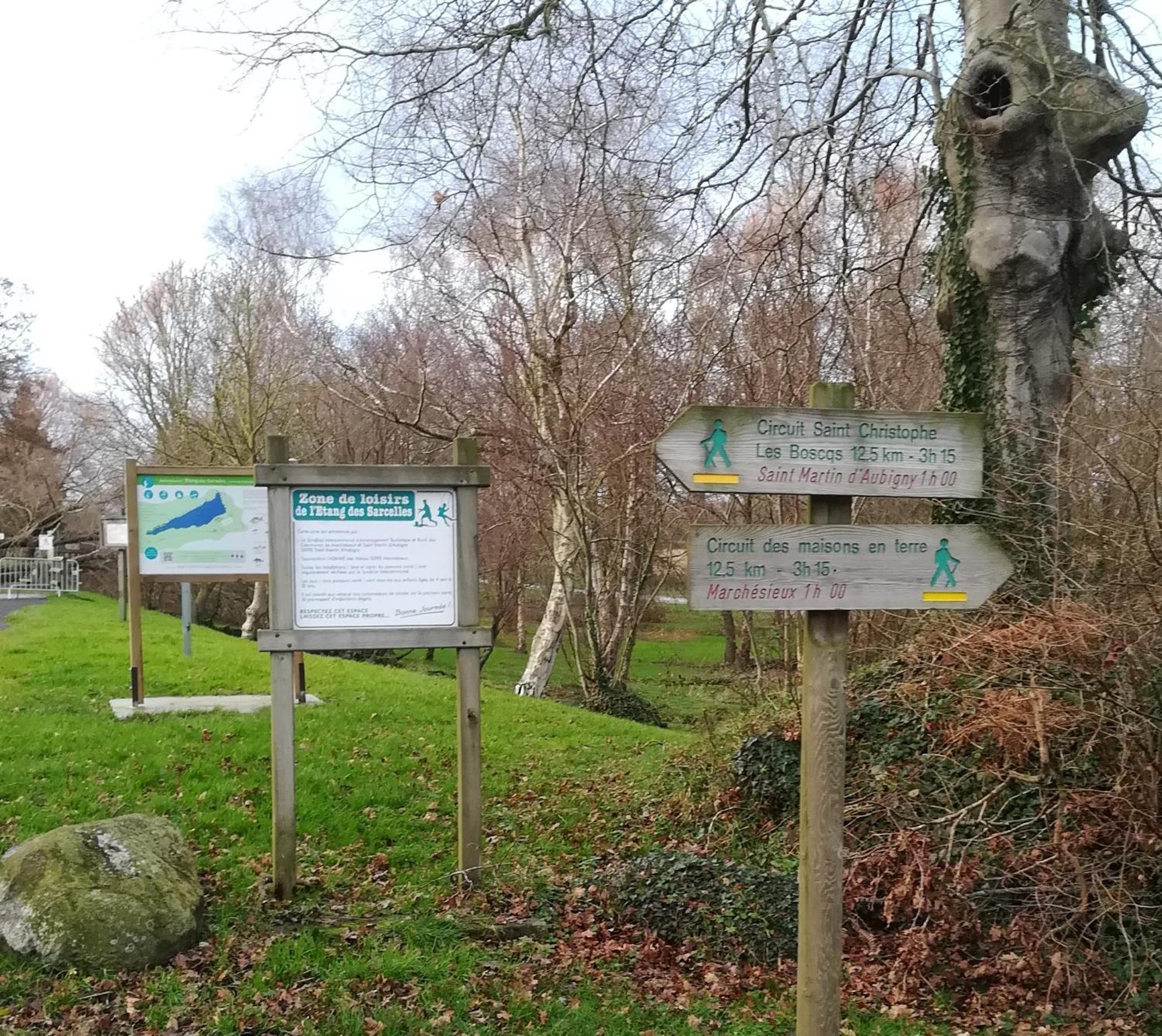 Saint-Martin-d'Aubigny Gite De L'Etang Des Sarcelles מראה חיצוני תמונה